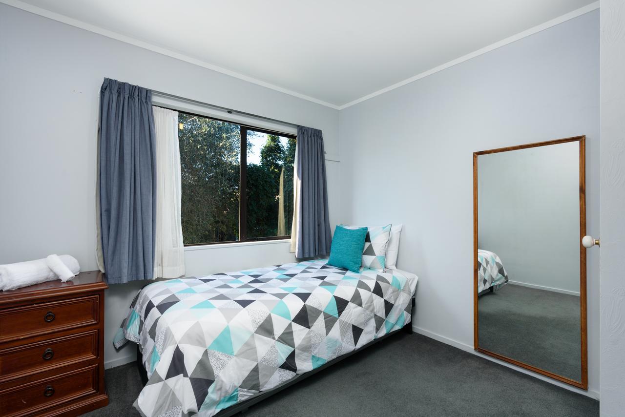 Convenient Family Bach With Easy Access To Blake Park The Beach And Downtown Mount Maunganui Eksteriør billede