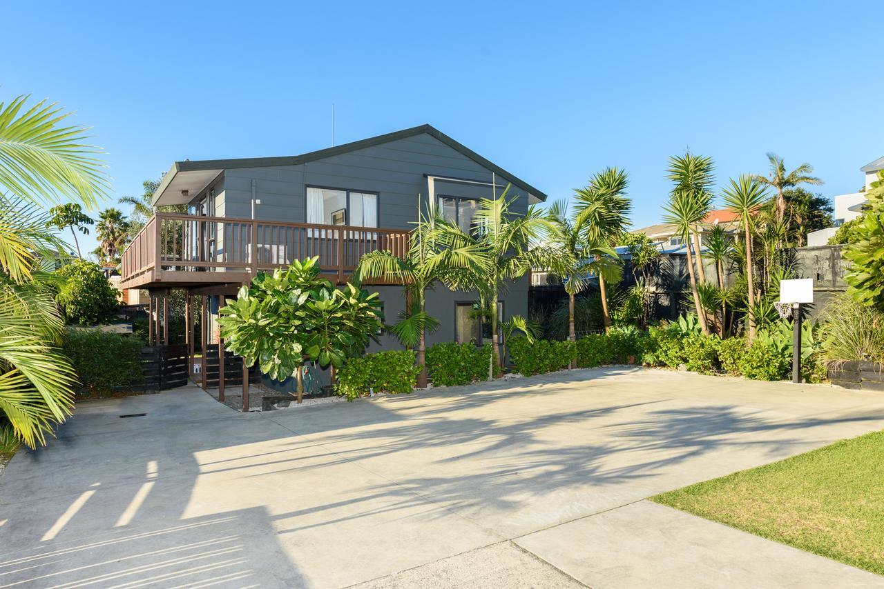 Convenient Family Bach With Easy Access To Blake Park The Beach And Downtown Mount Maunganui Eksteriør billede